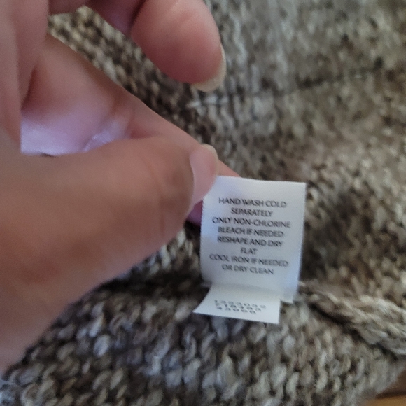 Pure J.Jill Oversized Sweater, Size M - Picture 14 of 14